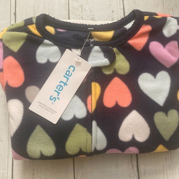 🆕 Carter's One Piece Sleeper Onesie Footie Pajamas Baby Toddler Hearts F… - Picture 3 of 4
